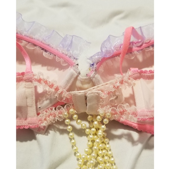 VS brand Princess Bubblegum Rave Bra - Picture 4 of 5